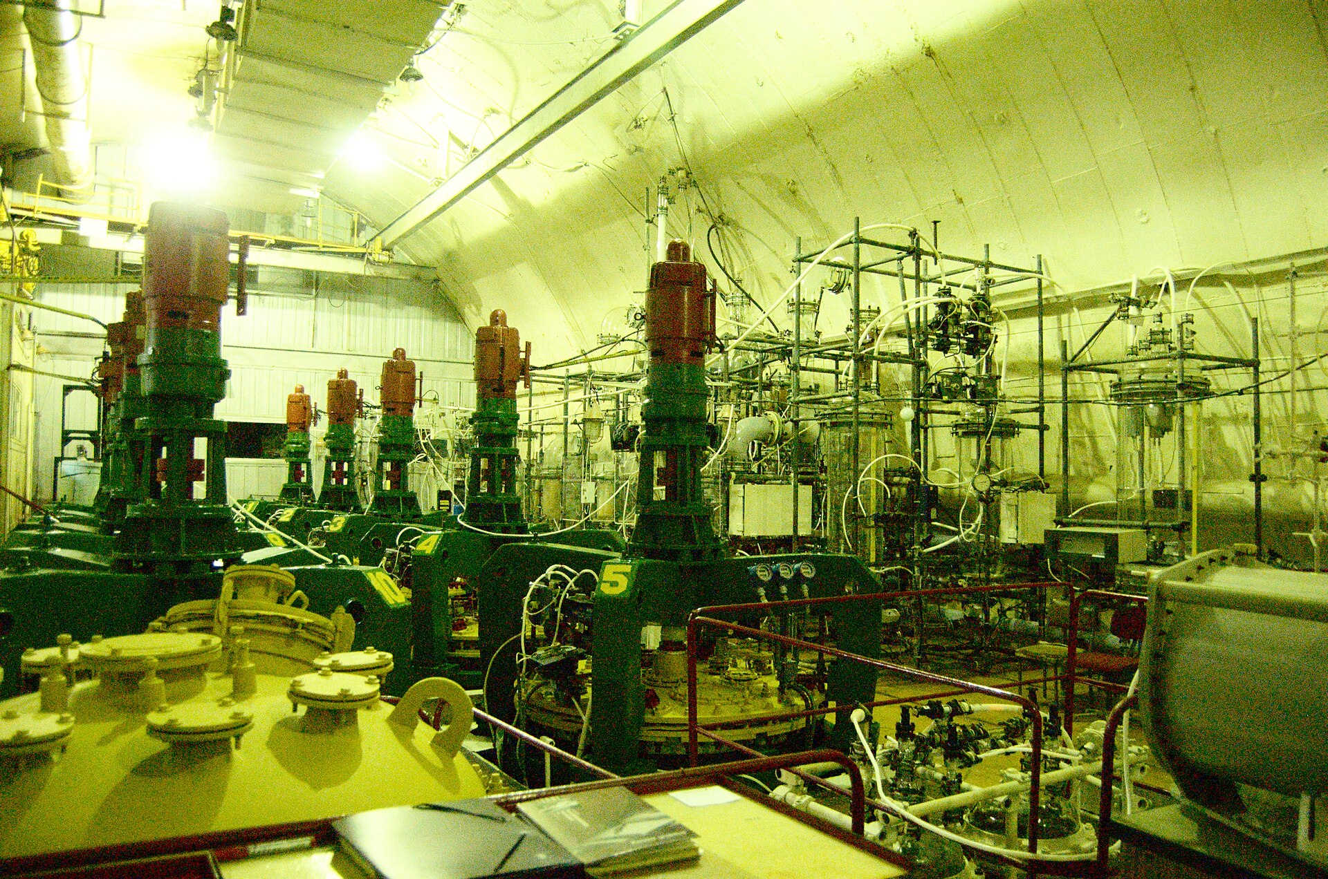 Der Hauptsaal des Gallium-Germanium-Neutrinoteleskops im Baksan-Observatorium, in dem SAGE lief.